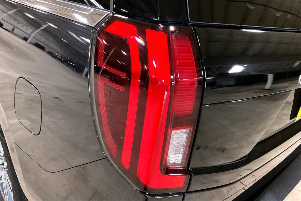 Certified 2025 Ford Expedition Active AWD/4WD image 29