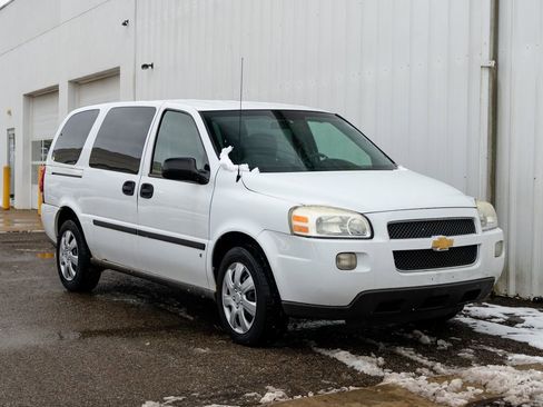 Used 2008 Chevrolet Uplander LS w/ Climate Package image 1