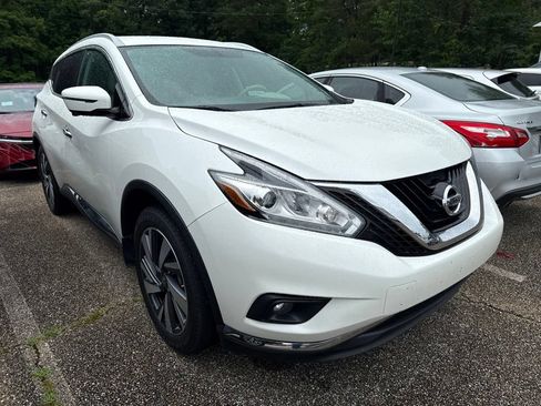 Used 2017 Nissan Murano Platinum FWD image 2