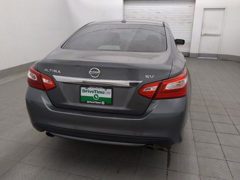 Used 2017 Nissan Altima 2.5 SV FWD image 7