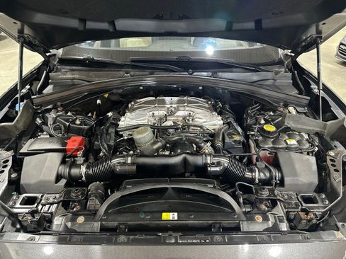 Used 2017 Jaguar F-PACE R-Sport image 41