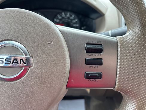 Used 2012 Nissan Frontier SV w/ SV Premium Utility Pkg RWD image 23