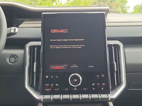 New 2026 GMC Acadia Elevation image 27