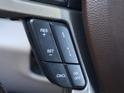 Used 2020 Ford F150 Limited image 16