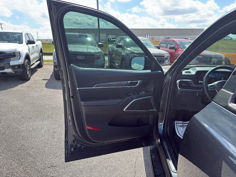 Used 2024 Kia Telluride SX Prestige X-Line AWD/4WD image 25