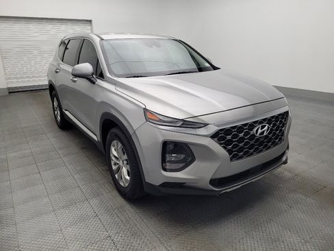 Used 2020 Hyundai Santa Fe SE FWD image 13