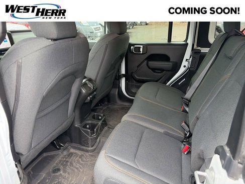 Used 2026 Jeep Wrangler Unlimited Sport AWD/4WD image 6