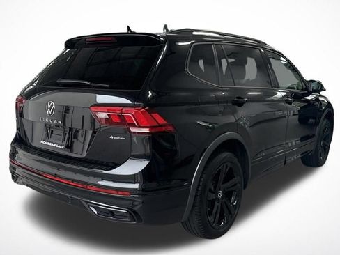 Used 2024 Volkswagen Tiguan SE R-Line AWD/4WD image 7
