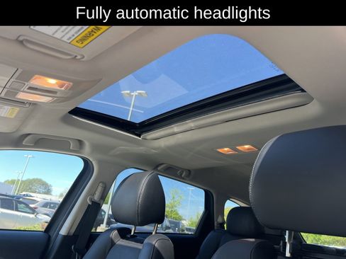 Used 2023 MAZDA CX-9 Touring image 11