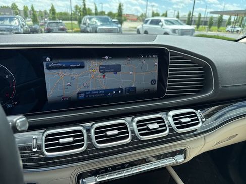 Used 2024 Mercedes-Benz GLE 350 4MATIC image 14