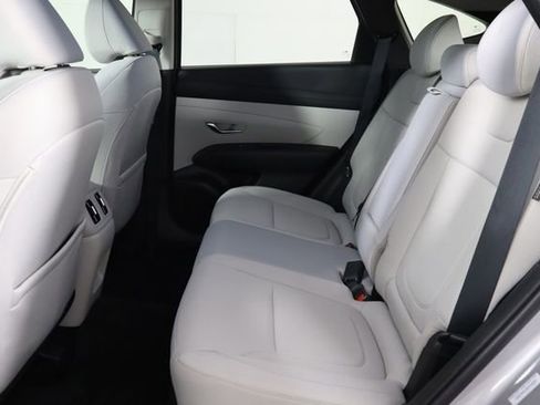 Used 2025 Hyundai Tucson Blue AWD/4WD image 16