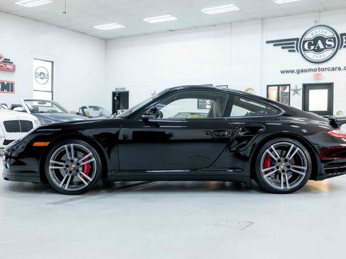 Used 2012 Porsche 911 Turbo image 8