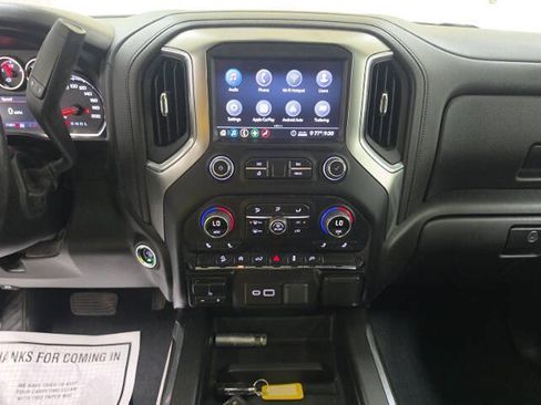 Used 2020 Chevrolet Silverado 1500 LT Trail Boss AWD/4WD image 10