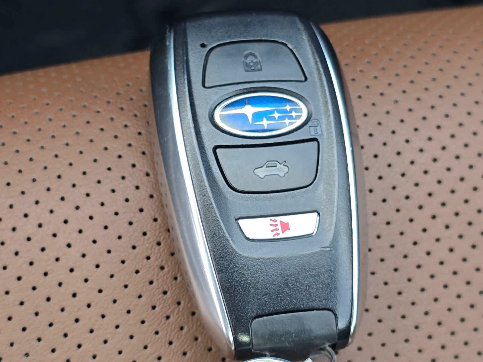 Certified 2025 Subaru Ascent Touring AWD/4WD image 34