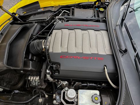Used 2018 Chevrolet Corvette Stingray Convertible RWD image 41