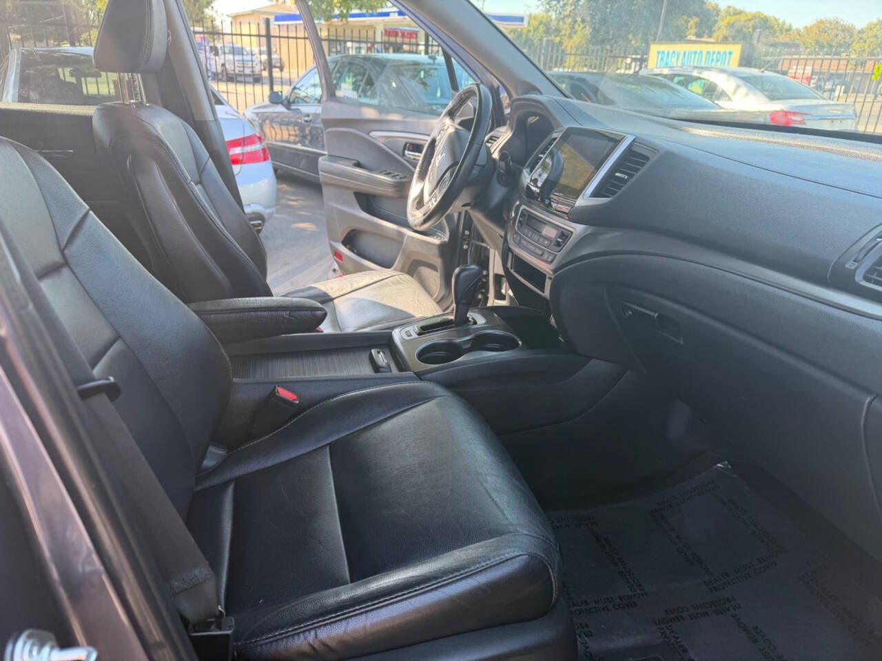 Used 2017 Honda Pilot EX-L image 10