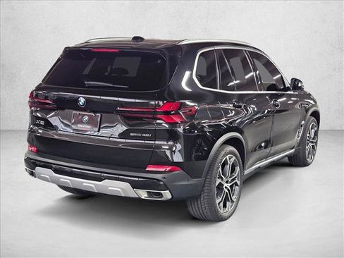 Used 2026 BMW X5 sDrive40i w/ Climate Comfort Package RWD image 2