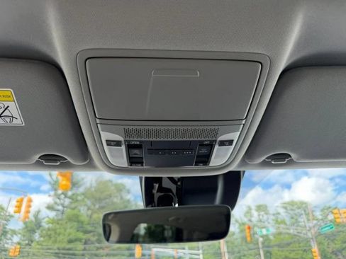Used 2020 Acura MDX SH-AWD image 26