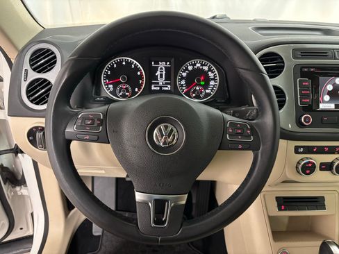 Used 2014 Volkswagen Tiguan SEL image 20