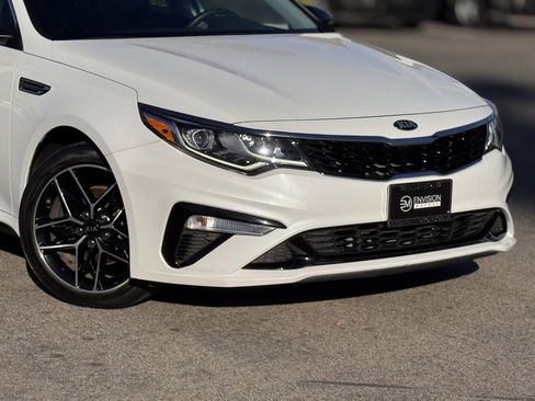 Used 2020 Kia Optima SE image 3