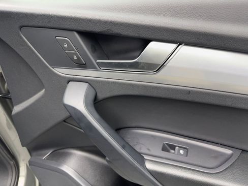 Used 2025 Audi Q5 2.0T Premium image 50