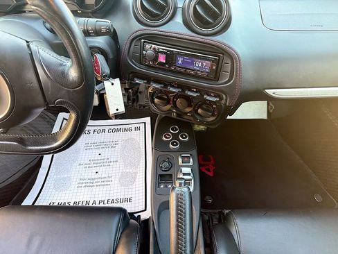 Used 2016 Alfa Romeo 4C Base w/ Convenience Group - Coupe image 16