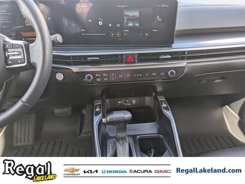 Used 2025 Kia Sorento S w/ Panoramic Sunroof Package image 12
