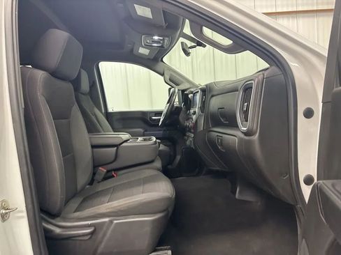 Used 2022 Chevrolet Silverado 3500 LT image 15