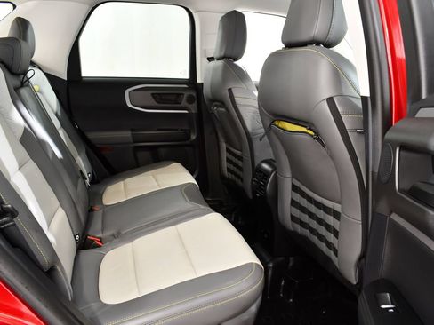 Used 2025 Ford Bronco Sport Badlands w/ Sasquatch Badlands Package AWD/4WD image 19