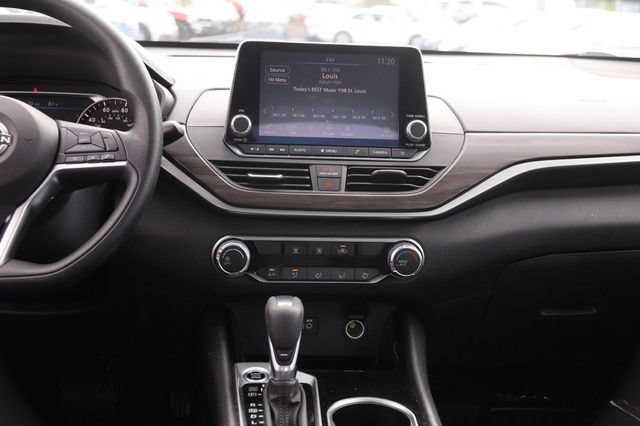 Certified 2024 Nissan Altima 2.5 SV FWD image 24
