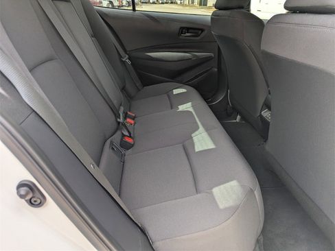 Used 2025 Toyota Corolla LE image 17