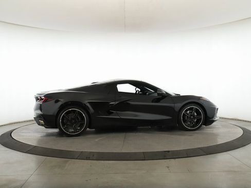 Used 2024 Chevrolet Corvette Stingray Premium Cpe image 6