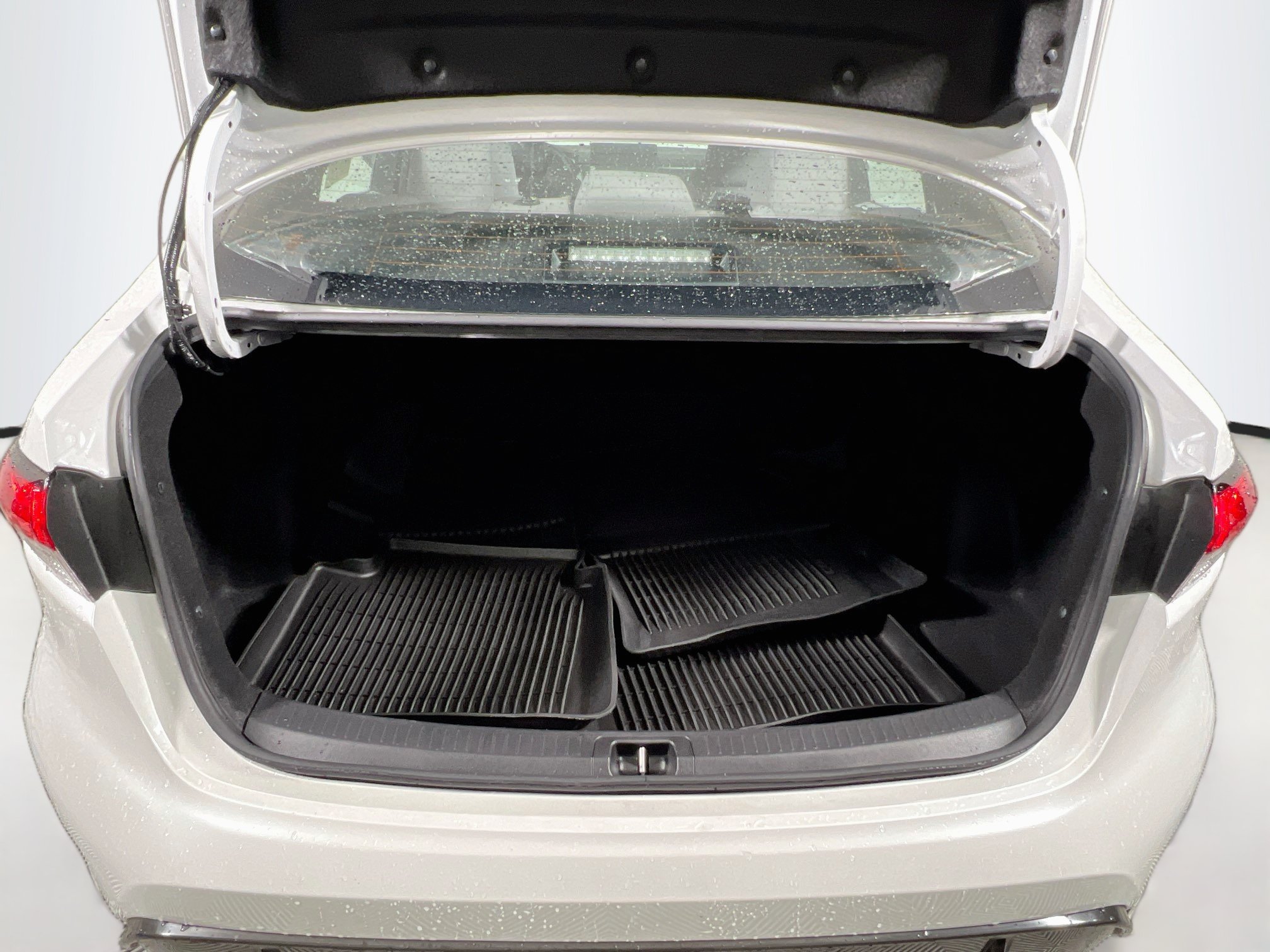 Used 2024 Toyota Corolla SE FWD image 34