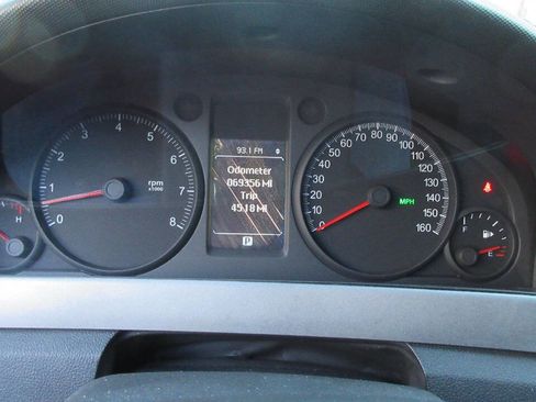 Used 2013 Chevrolet Caprice image 28