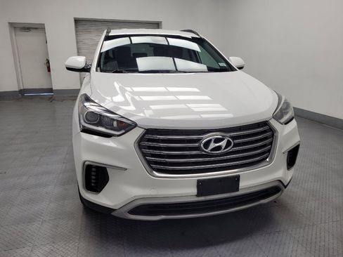 Used 2017 Hyundai Santa Fe SE image 14