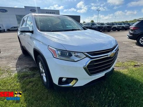 Used 2019 Chevrolet Traverse LT w/ LPO, Floor Liner Package AWD/4WD image 1