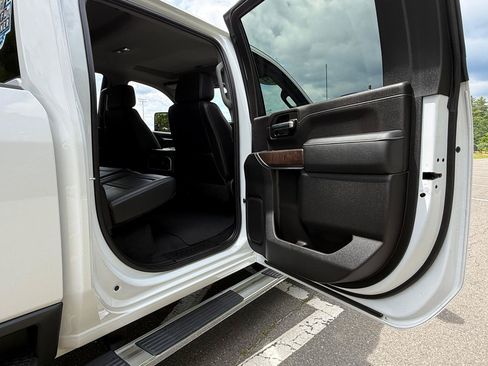 Used 2023 GMC Sierra 2500 Denali AWD/4WD image 43