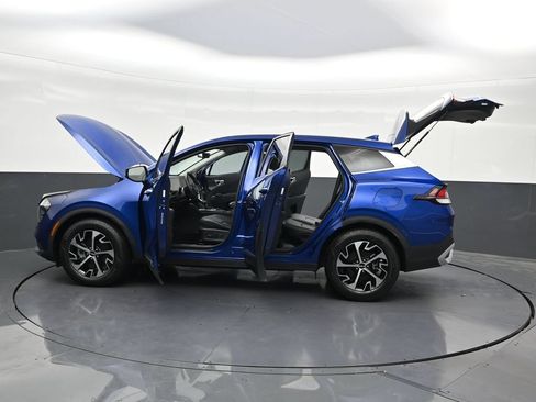 Used 2023 Kia Sportage EX FWD image 35