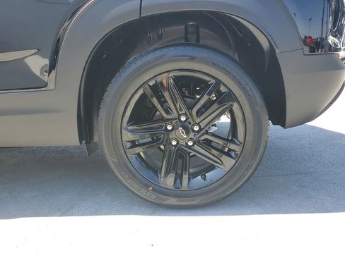 New 2026 Chevrolet TrailBlazer LT w/ Midnight Edition FWD image 6