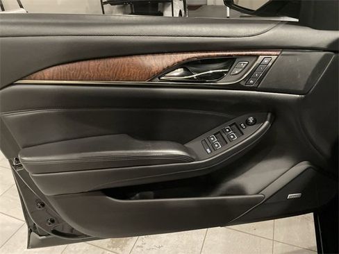 Used 2018 Cadillac CTS Luxury image 11