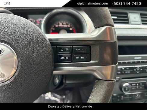 Used 2012 Ford Mustang Shelby GT500 w/ SVT Performance Pkg image 28