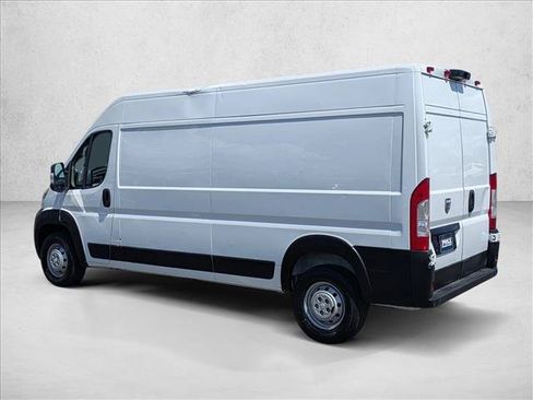 Used 2019 RAM ProMaster 2500 w/ Premium Appearance Group FWD image 8