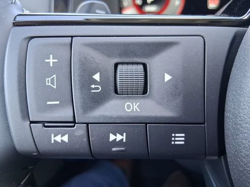 New 2026 Nissan Pathfinder Platinum w/ Cargo Package FWD image 13