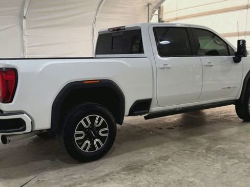 Used 2022 GMC Sierra 2500 AT4 w/ AT4 Preferred Package image 8