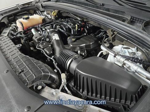 Used 2023 Jeep Grand Cherokee Laredo AWD/4WD image 17