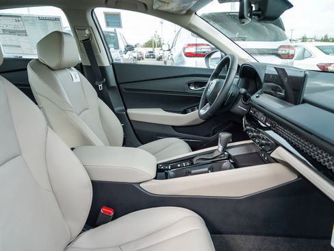 New 2025 Honda Accord Touring image 18