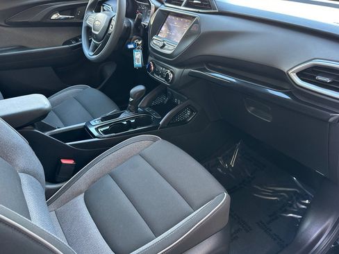 Certified 2021 Chevrolet TrailBlazer LS w/ LPO, Blackout Package image 19
