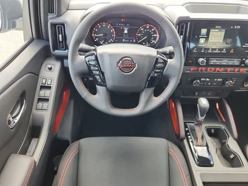 New 2025 Nissan Frontier PRO-4X image 8