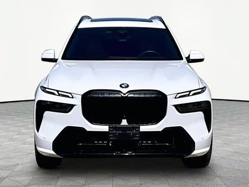 Used 2023 BMW X7 xDrive40i w/ Executive Package AWD/4WD image 3