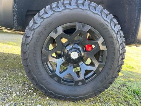 Used 2021 Chevrolet Silverado 1500 RST w/ Convenience Package II image 7